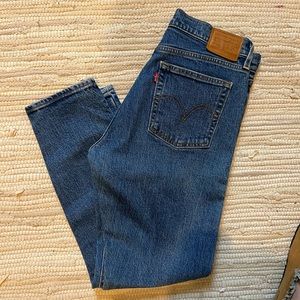 Levi’s Wedgie size 28
